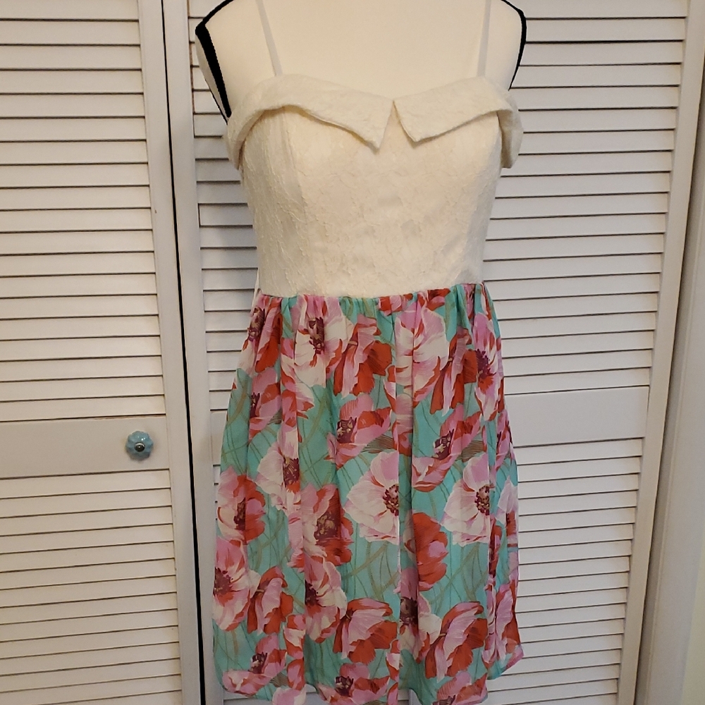 City Triangles Floral Strapless Mini Dress with Lace Cream Bodice, Size 13